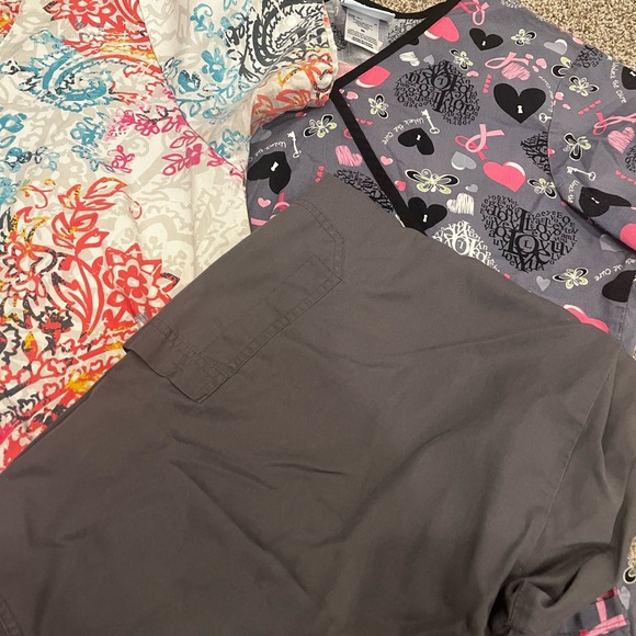 Scrub Set - Picture 9 of 9